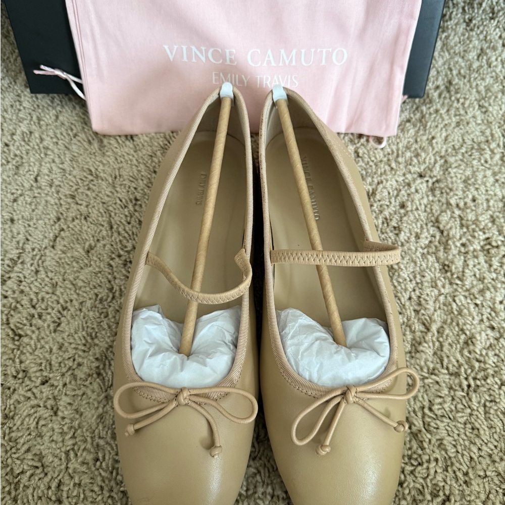 Vince Camuto Women's Tan Ballet Flats - brand new in box!
